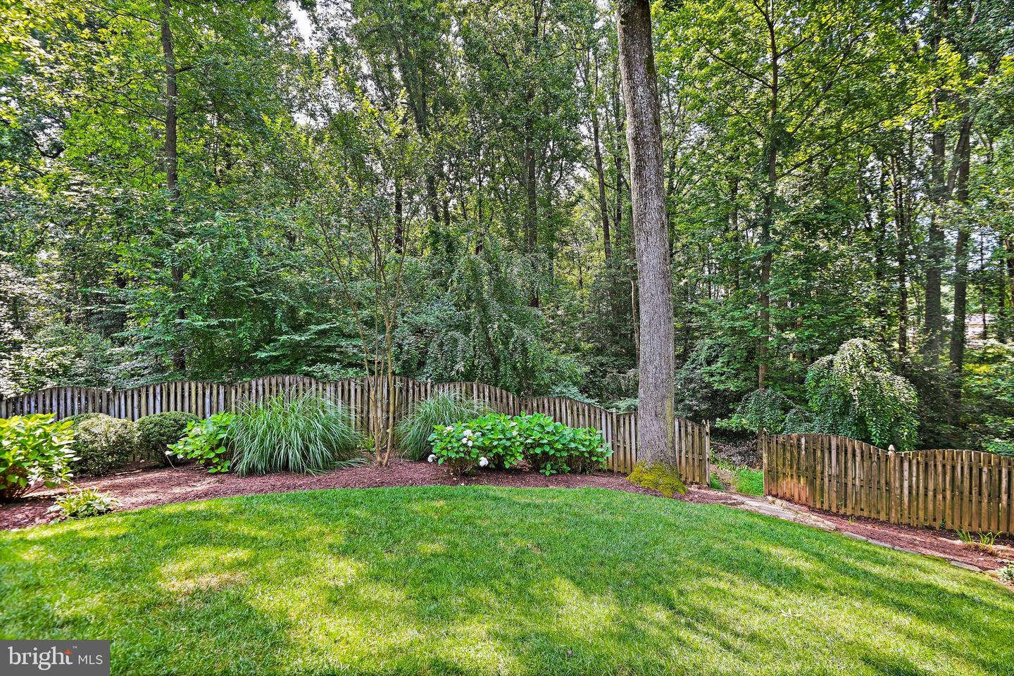 1819 HORSEBACK TRL, VIENNA, Virginia 22182, 5 Bedrooms Bedrooms, ,3 BathroomsBathrooms,Residential,For sale,1819 HORSEBACK TRL,VAFX2250402 MLS # VAFX2250402