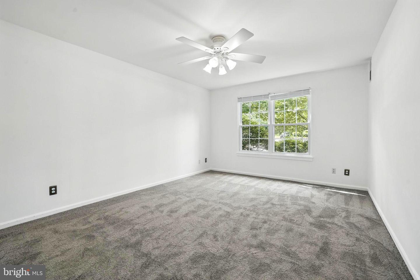 7501 ASHBY LN #1-D, ALEXANDRIA, Virginia 22315, 1 Bedroom Bedrooms, ,1 BathroomBathrooms,Residential,For sale,7501 ASHBY LN #1-D,VAFX2250502 MLS # VAFX2250502