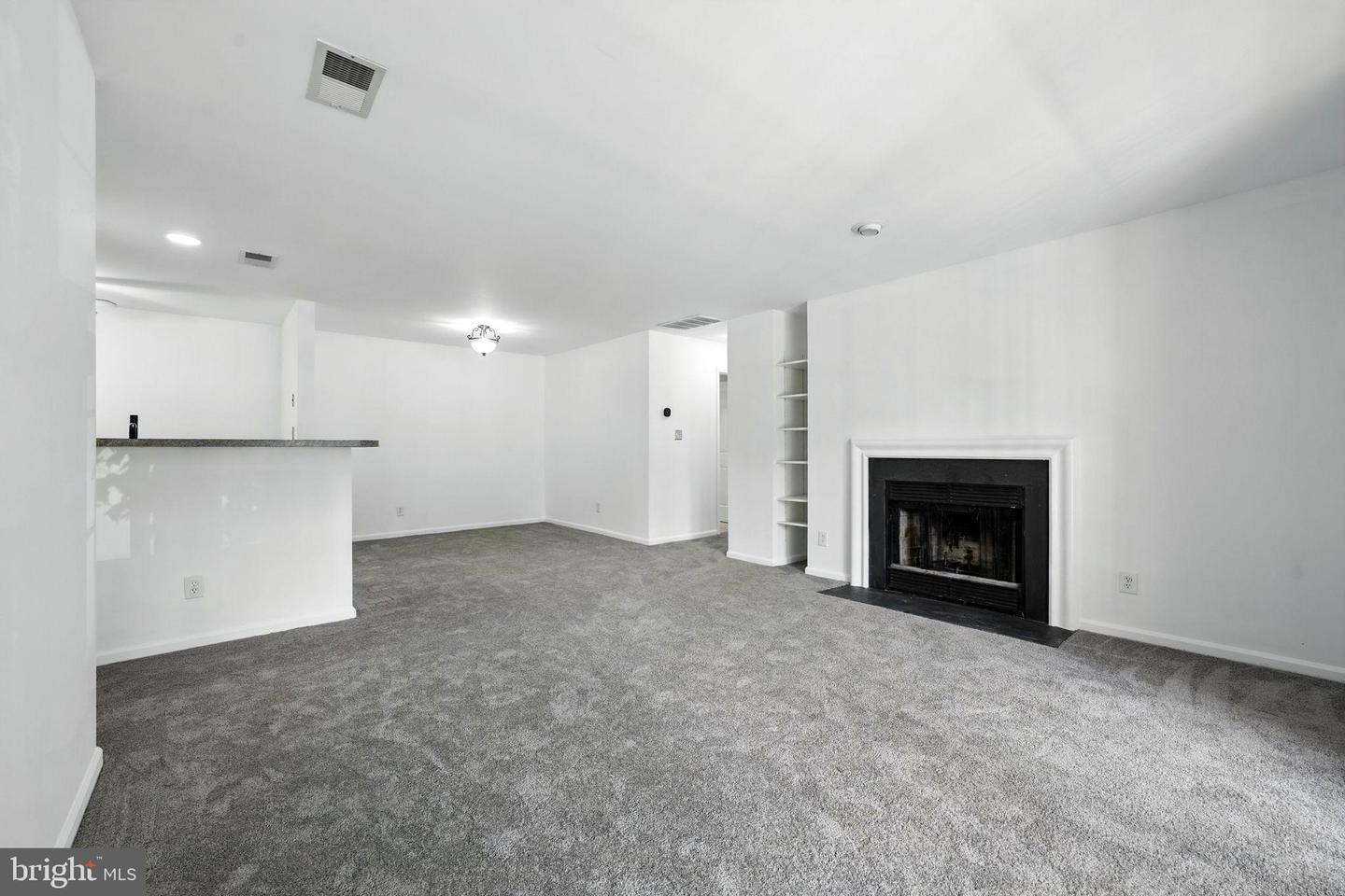 7501 ASHBY LN #1-D, ALEXANDRIA, Virginia 22315, 1 Bedroom Bedrooms, ,1 BathroomBathrooms,Residential,For sale,7501 ASHBY LN #1-D,VAFX2250502 MLS # VAFX2250502