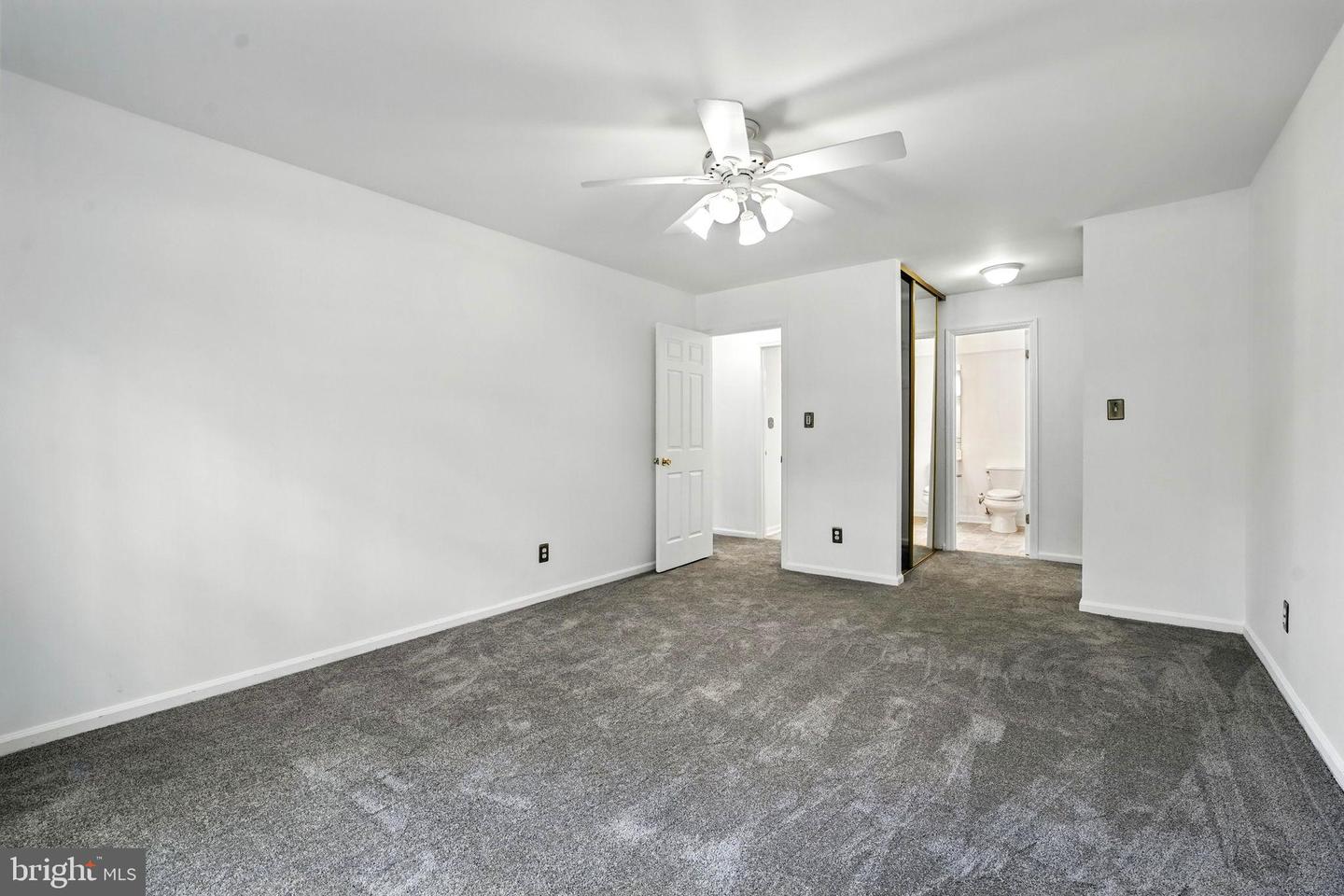7501 ASHBY LN #1-D, ALEXANDRIA, Virginia 22315, 1 Bedroom Bedrooms, ,1 BathroomBathrooms,Residential,For sale,7501 ASHBY LN #1-D,VAFX2250502 MLS # VAFX2250502