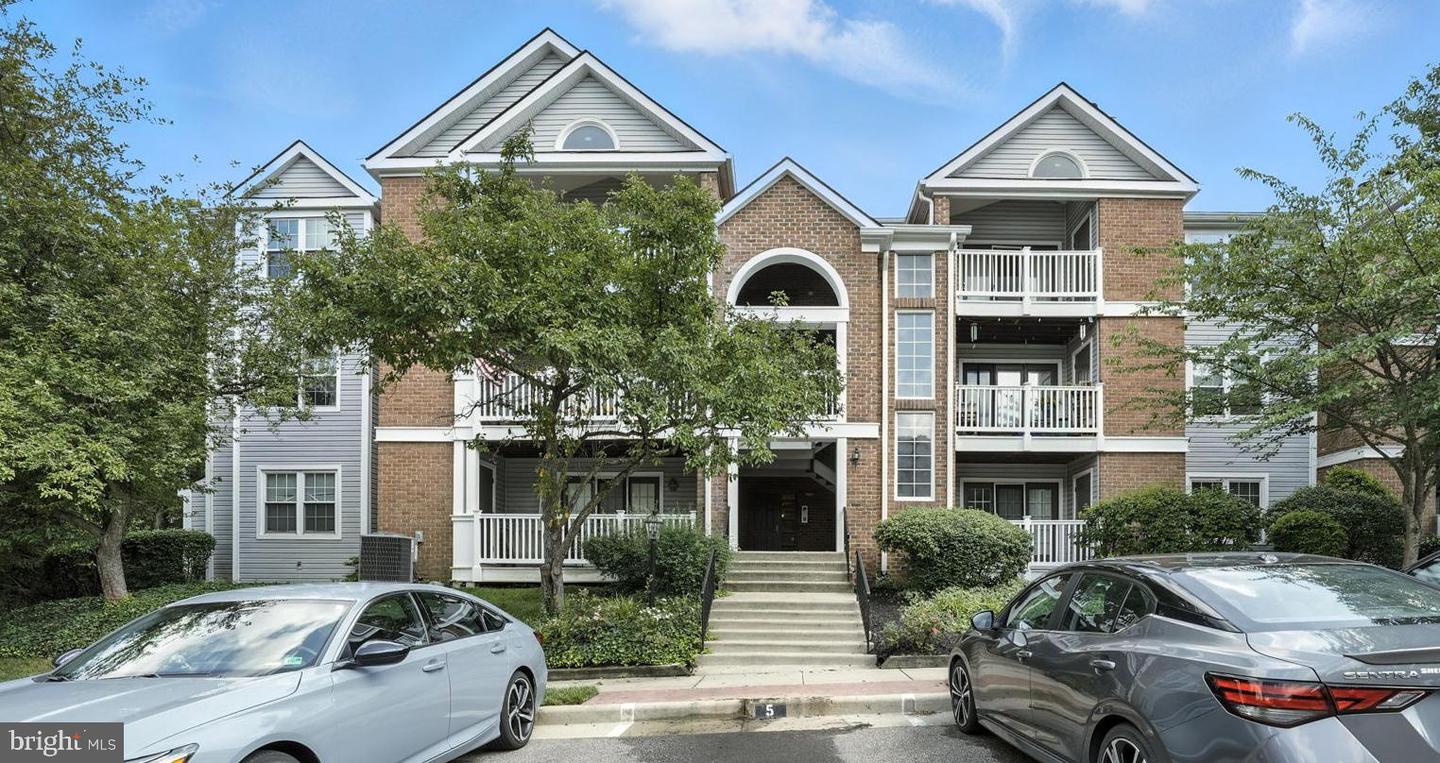7501 ASHBY LN #1-D, ALEXANDRIA, Virginia 22315, 1 Bedroom Bedrooms, ,1 BathroomBathrooms,Residential,For sale,7501 ASHBY LN #1-D,VAFX2250502 MLS # VAFX2250502