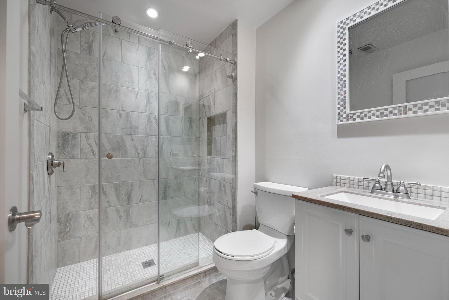 3709 GRANT PL NE #A, WASHINGTON, District Of Columbia 20019, 2 Bedrooms Bedrooms, ,1 BathroomBathrooms,Residential,For sale,3709 GRANT PL NE #A,DCDC2207958 MLS # DCDC2207958