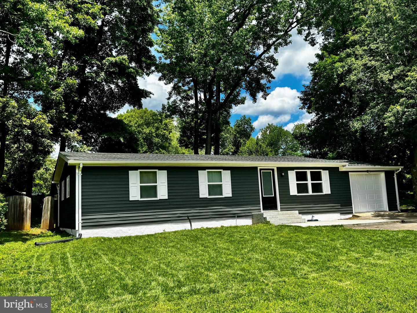 1 DAVID CT, STAFFORD, Virginia 22554, 3 Bedrooms Bedrooms, ,1 BathroomBathrooms,Residential,For sale,1 DAVID CT,VAST2040318 MLS # VAST2040318