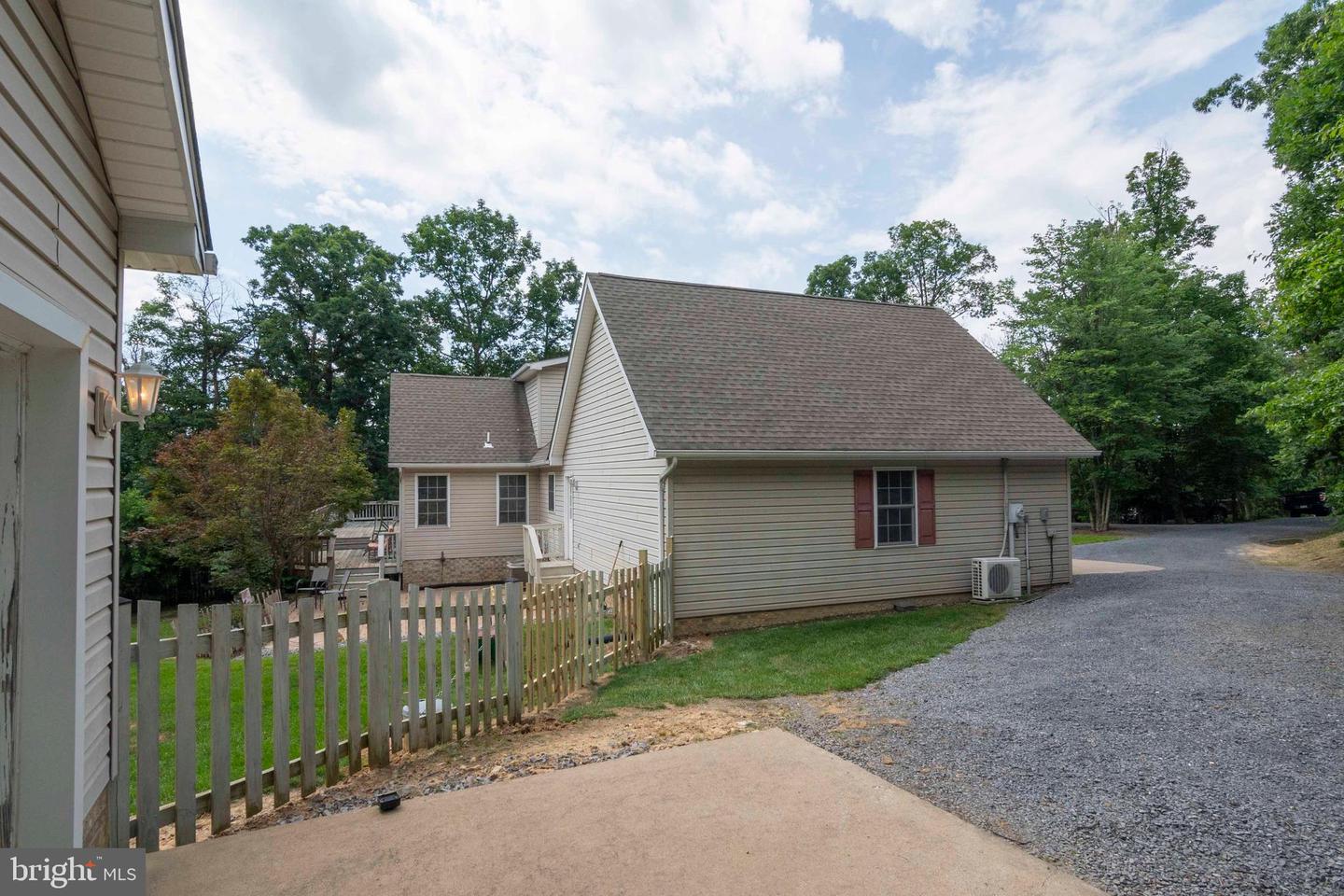 744 PONTZER RD, STRASBURG, Virginia 22657, 3 Bedrooms Bedrooms, ,3 BathroomsBathrooms,Residential,For sale,744 PONTZER RD,VASH2011856 MLS # VASH2011856