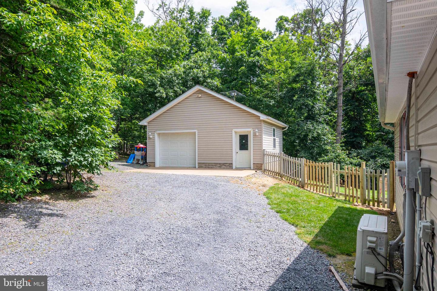 744 PONTZER RD, STRASBURG, Virginia 22657, 3 Bedrooms Bedrooms, ,3 BathroomsBathrooms,Residential,For sale,744 PONTZER RD,VASH2011856 MLS # VASH2011856