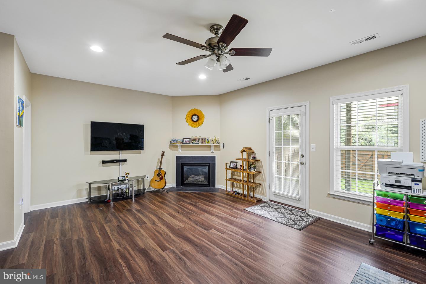 41925 MORELAND MINE TER, ALDIE, Virginia 20105, 3 Bedrooms Bedrooms, ,2 BathroomsBathrooms,Residential,For sale,41925 MORELAND MINE TER,VALO2100862 MLS # VALO2100862