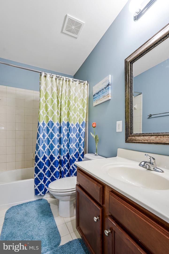 41925 MORELAND MINE TER, ALDIE, Virginia 20105, 3 Bedrooms Bedrooms, ,2 BathroomsBathrooms,Residential,For sale,41925 MORELAND MINE TER,VALO2100862 MLS # VALO2100862
