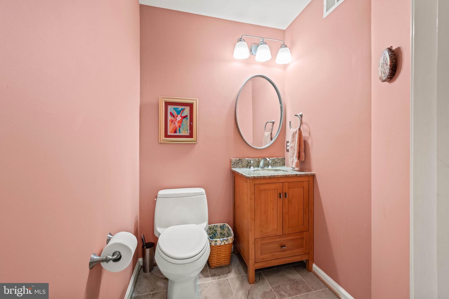 913 ROLFE PL, ALEXANDRIA, Virginia 22314, 3 Bedrooms Bedrooms, 7 Rooms Rooms,2 BathroomsBathrooms,Residential,For sale,913 ROLFE PL,VAAX2047094 MLS # VAAX2047094