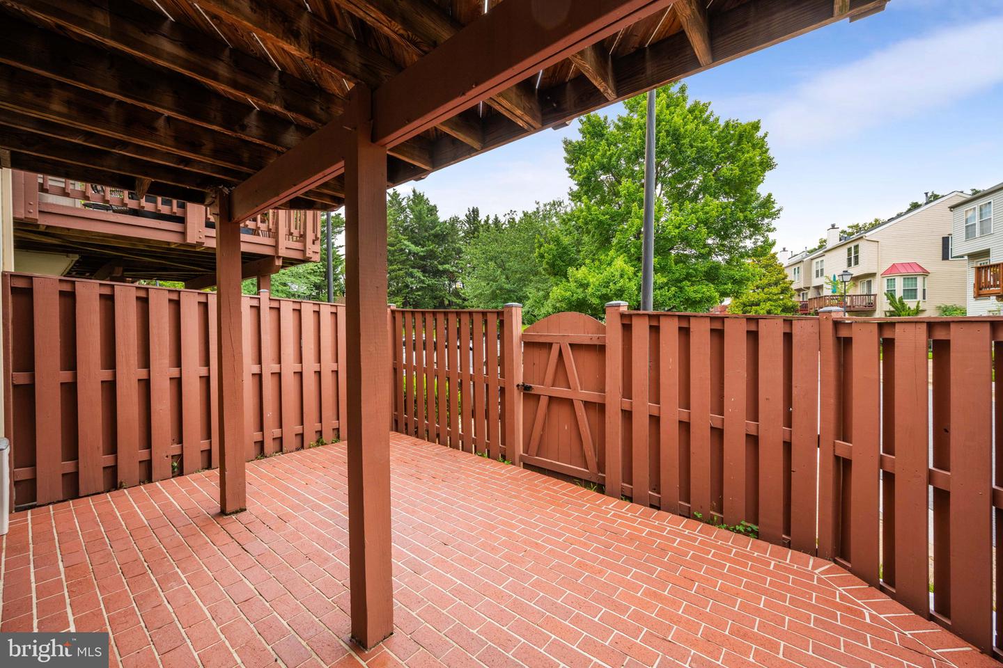 913 ROLFE PL, ALEXANDRIA, Virginia 22314, 3 Bedrooms Bedrooms, 7 Rooms Rooms,2 BathroomsBathrooms,Residential,For sale,913 ROLFE PL,VAAX2047094 MLS # VAAX2047094
