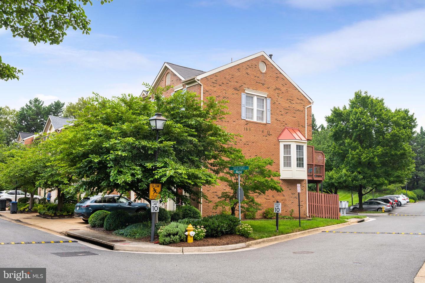 913 ROLFE PL, ALEXANDRIA, Virginia 22314, 3 Bedrooms Bedrooms, 7 Rooms Rooms,2 BathroomsBathrooms,Residential,For sale,913 ROLFE PL,VAAX2047094 MLS # VAAX2047094