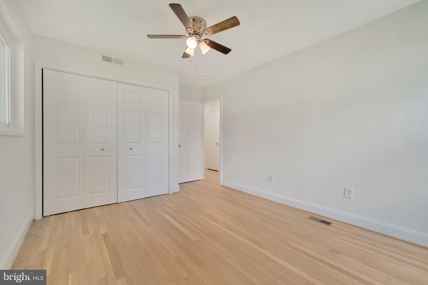 7705 ROYSTON ST, ANNANDALE, Virginia 22003, 5 Bedrooms Bedrooms, ,3 BathroomsBathrooms,Residential,For sale,7705 ROYSTON ST,VAFX2253084 MLS # VAFX2253084