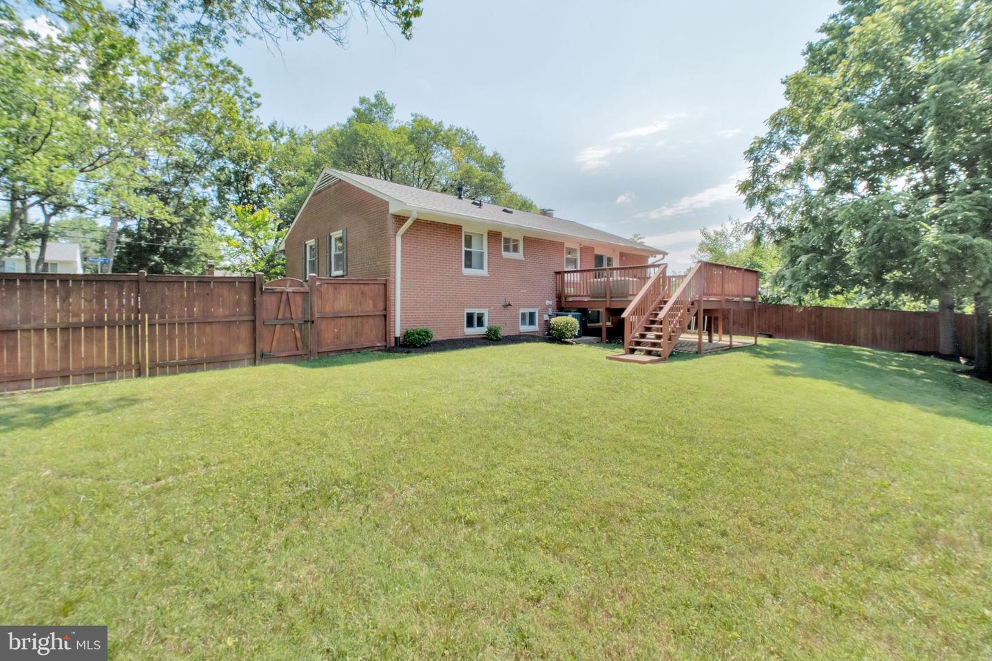 7705 ROYSTON ST, ANNANDALE, Virginia 22003, 5 Bedrooms Bedrooms, ,3 BathroomsBathrooms,Residential,For sale,7705 ROYSTON ST,VAFX2253084 MLS # VAFX2253084