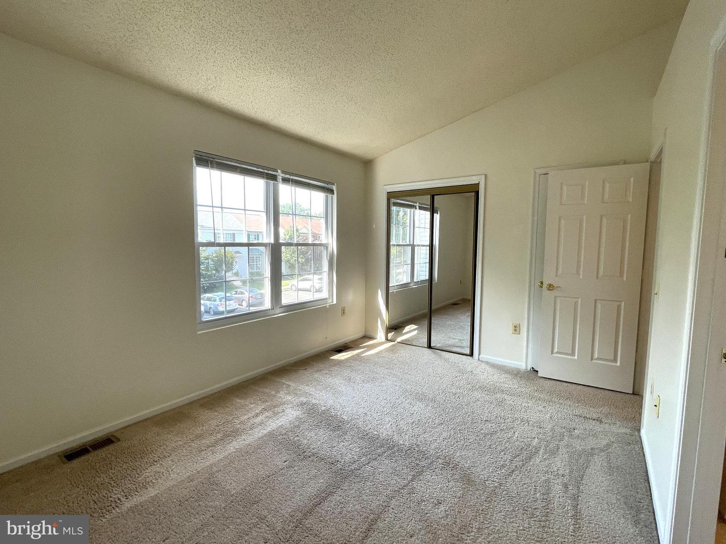 6645 MORNING VIEW CT, ALEXANDRIA, Virginia 22315, 3 Bedrooms Bedrooms, ,1 BathroomBathrooms,Residential,For sale,6645 MORNING VIEW CT,VAFX2253198 MLS # VAFX2253198