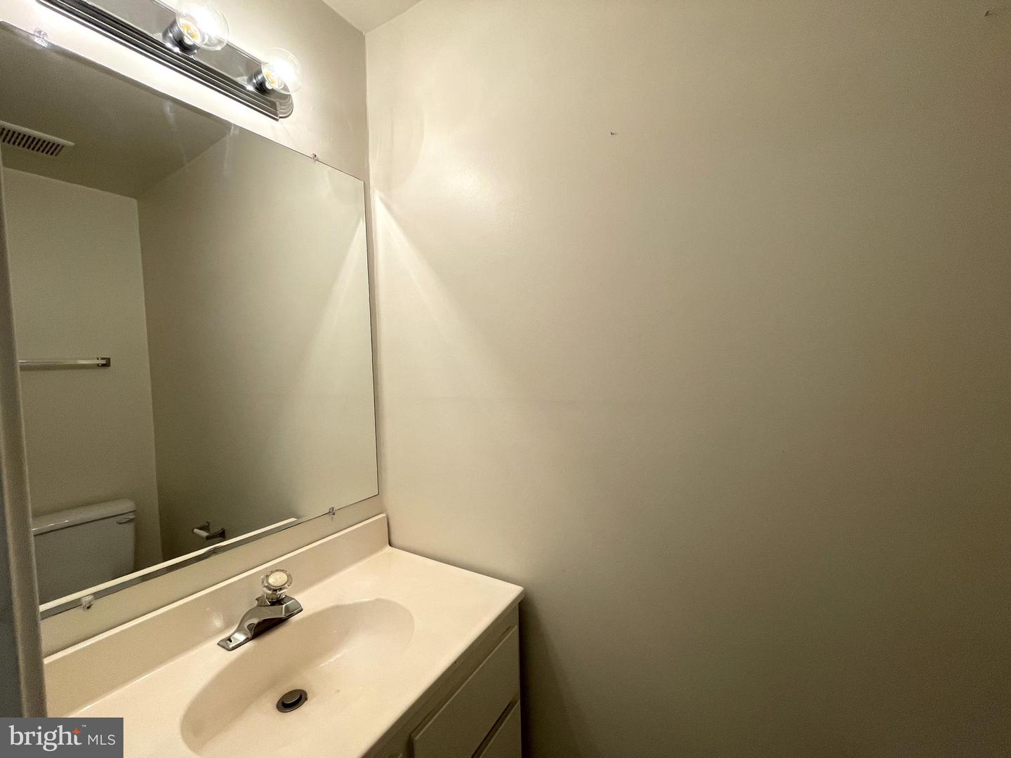 6645 MORNING VIEW CT, ALEXANDRIA, Virginia 22315, 3 Bedrooms Bedrooms, ,1 BathroomBathrooms,Residential,For sale,6645 MORNING VIEW CT,VAFX2253198 MLS # VAFX2253198