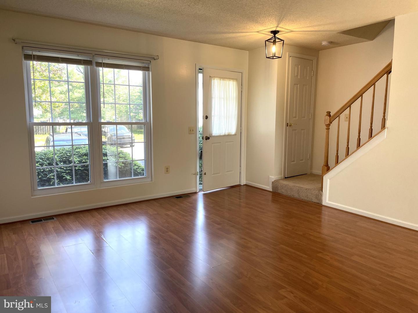 6645 MORNING VIEW CT, ALEXANDRIA, Virginia 22315, 3 Bedrooms Bedrooms, ,1 BathroomBathrooms,Residential,For sale,6645 MORNING VIEW CT,VAFX2253198 MLS # VAFX2253198