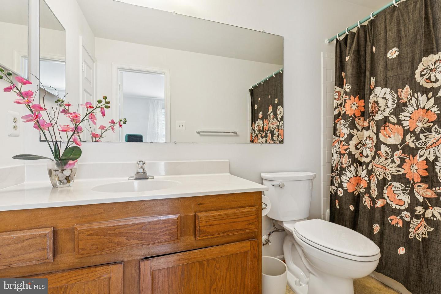 12236 IVY LEAGUE CT, WOODBRIDGE, Virginia 22192, 2 Bedrooms Bedrooms, ,2 BathroomsBathrooms,Residential,For sale,12236 IVY LEAGUE CT,VAPW2098660 MLS # VAPW2098660