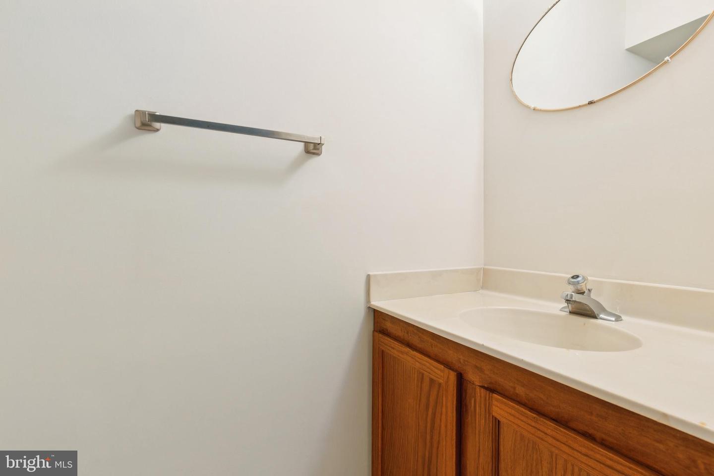12236 IVY LEAGUE CT, WOODBRIDGE, Virginia 22192, 2 Bedrooms Bedrooms, ,2 BathroomsBathrooms,Residential,For sale,12236 IVY LEAGUE CT,VAPW2098660 MLS # VAPW2098660