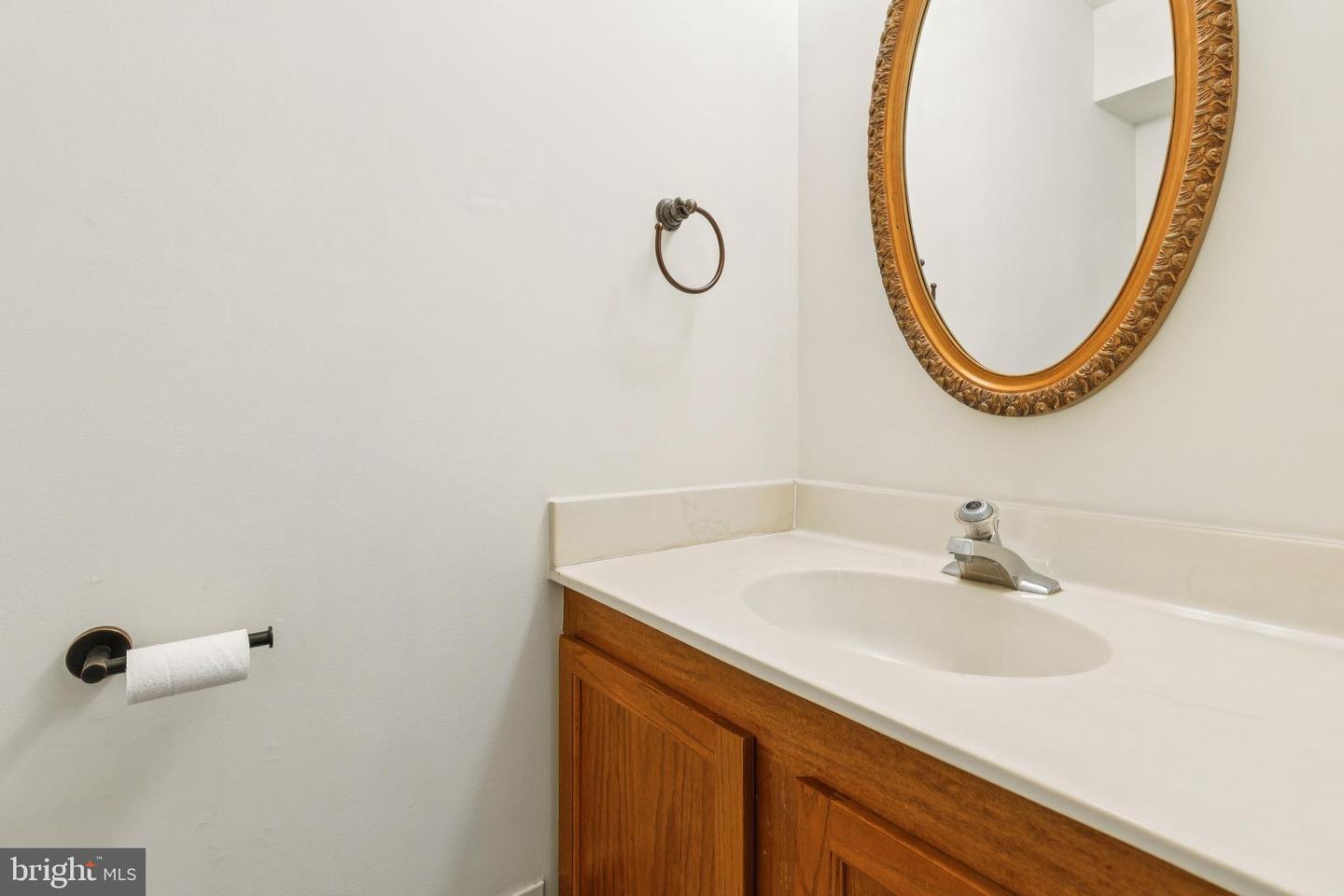 12236 IVY LEAGUE CT, WOODBRIDGE, Virginia 22192, 2 Bedrooms Bedrooms, ,2 BathroomsBathrooms,Residential,For sale,12236 IVY LEAGUE CT,VAPW2098660 MLS # VAPW2098660