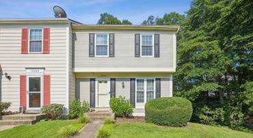 12236 IVY LEAGUE CT, WOODBRIDGE, Virginia 22192, 2 Bedrooms Bedrooms, ,2 BathroomsBathrooms,Residential,For sale,12236 IVY LEAGUE CT,VAPW2098660 MLS # VAPW2098660