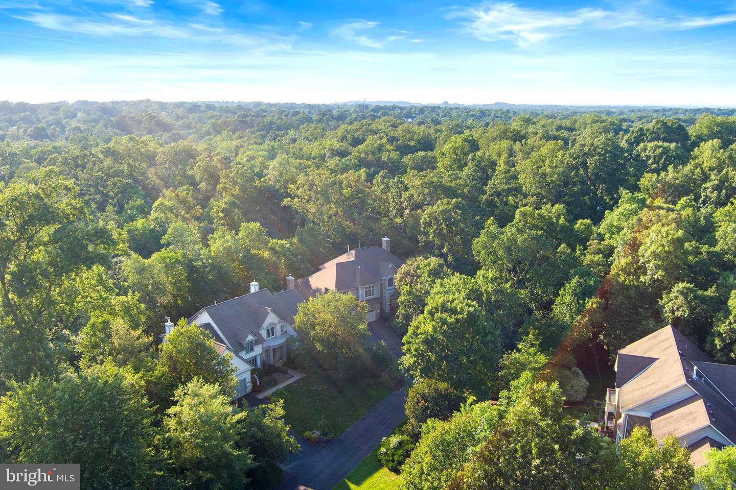 12016 CREEKBEND DR, RESTON, Virginia 20194, 6 Bedrooms Bedrooms, ,4 BathroomsBathrooms,Residential,For sale,12016 CREEKBEND DR,VAFX2253864 MLS # VAFX2253864