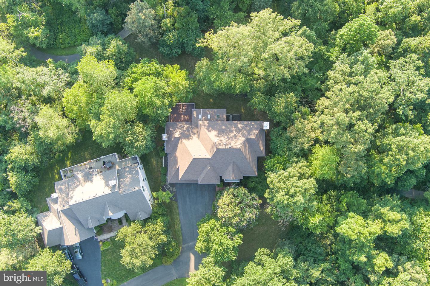 12016 CREEKBEND DR, RESTON, Virginia 20194, 6 Bedrooms Bedrooms, ,4 BathroomsBathrooms,Residential,For sale,12016 CREEKBEND DR,VAFX2253864 MLS # VAFX2253864