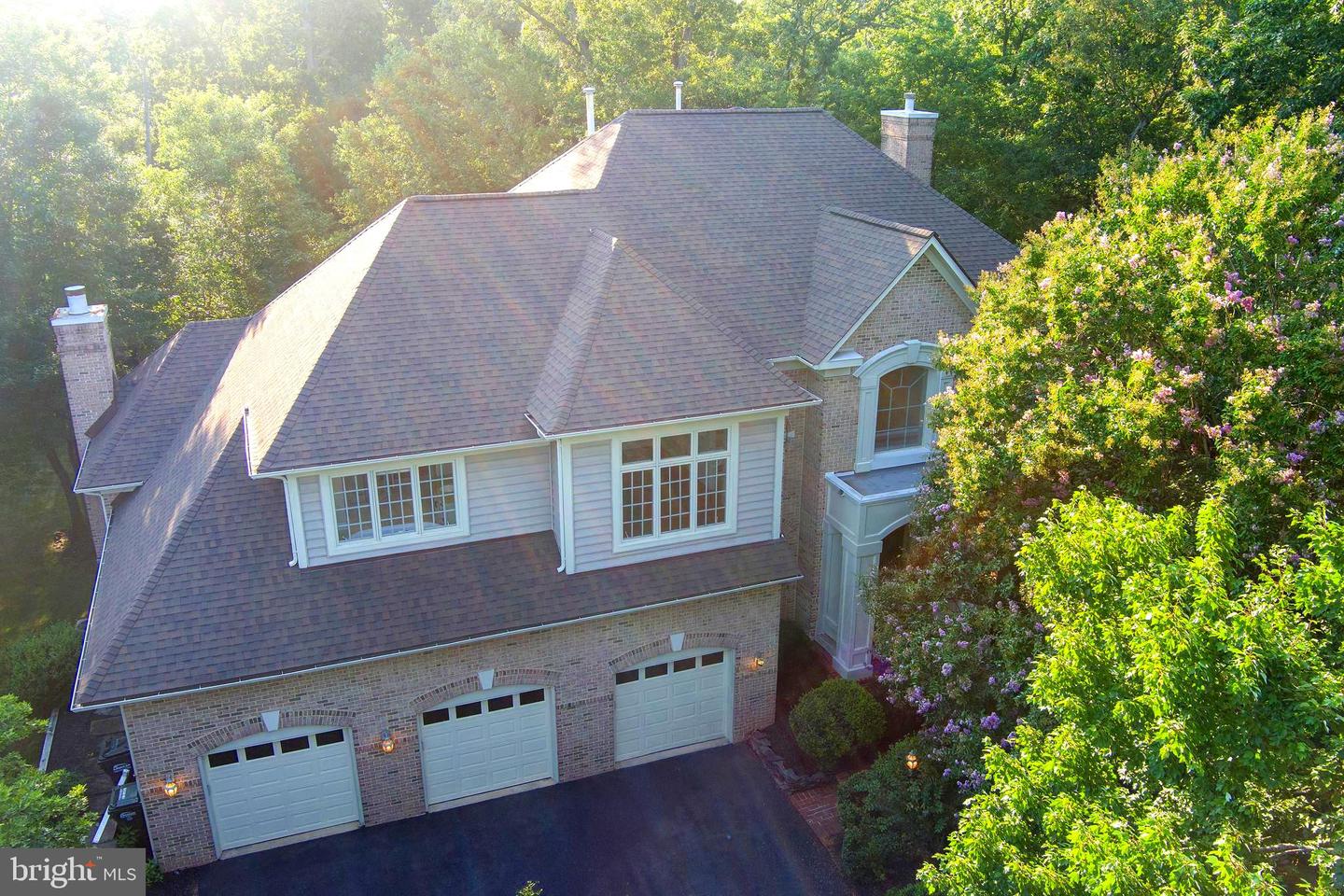 12016 CREEKBEND DR, RESTON, Virginia 20194, 6 Bedrooms Bedrooms, ,4 BathroomsBathrooms,Residential,For sale,12016 CREEKBEND DR,VAFX2253864 MLS # VAFX2253864