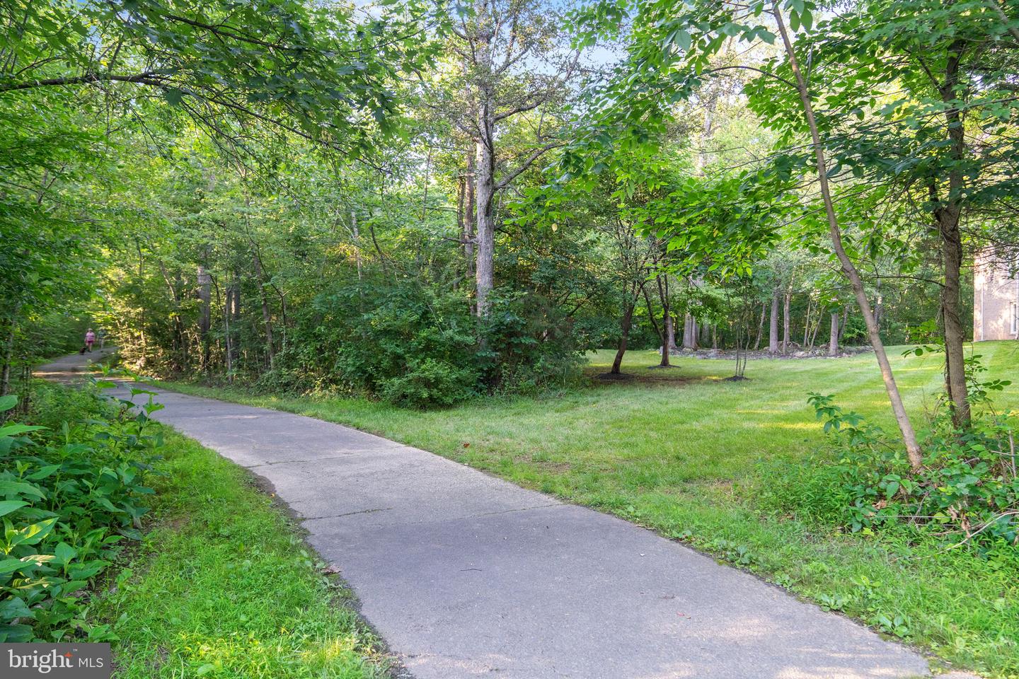 12016 CREEKBEND DR, RESTON, Virginia 20194, 6 Bedrooms Bedrooms, ,4 BathroomsBathrooms,Residential,For sale,12016 CREEKBEND DR,VAFX2253864 MLS # VAFX2253864