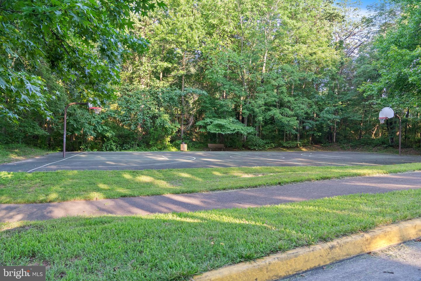 12016 CREEKBEND DR, RESTON, Virginia 20194, 6 Bedrooms Bedrooms, ,4 BathroomsBathrooms,Residential,For sale,12016 CREEKBEND DR,VAFX2253864 MLS # VAFX2253864