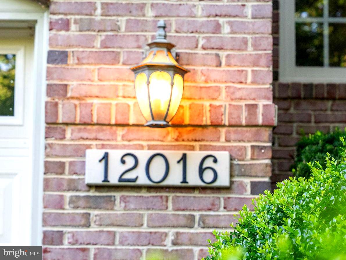 12016 CREEKBEND DR, RESTON, Virginia 20194, 6 Bedrooms Bedrooms, ,4 BathroomsBathrooms,Residential,For sale,12016 CREEKBEND DR,VAFX2253864 MLS # VAFX2253864
