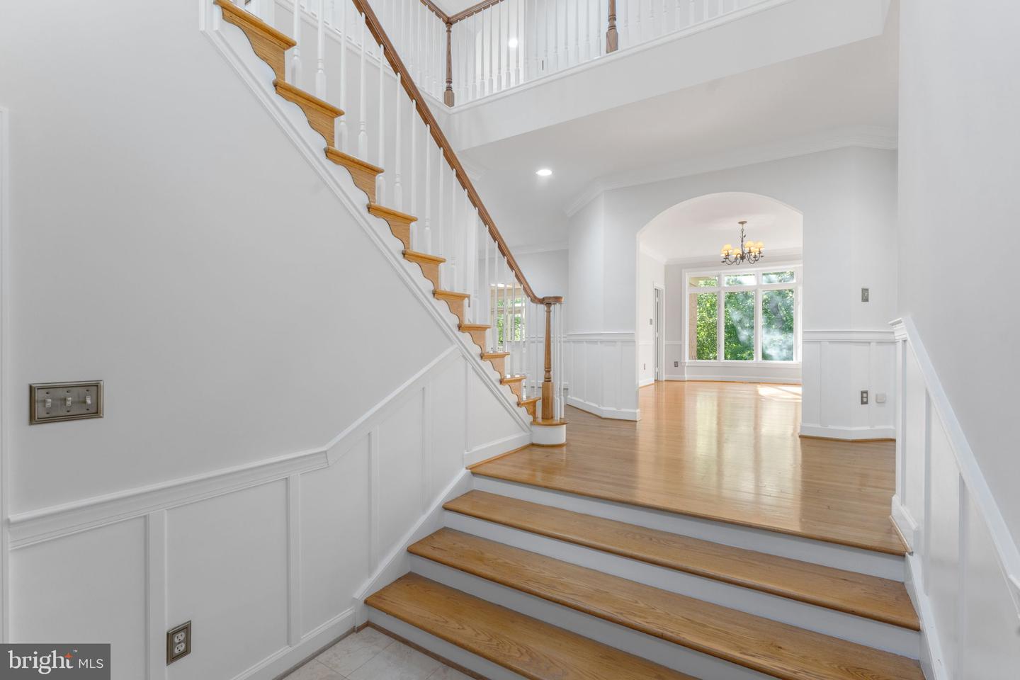 12016 CREEKBEND DR, RESTON, Virginia 20194, 6 Bedrooms Bedrooms, ,4 BathroomsBathrooms,Residential,For sale,12016 CREEKBEND DR,VAFX2253864 MLS # VAFX2253864