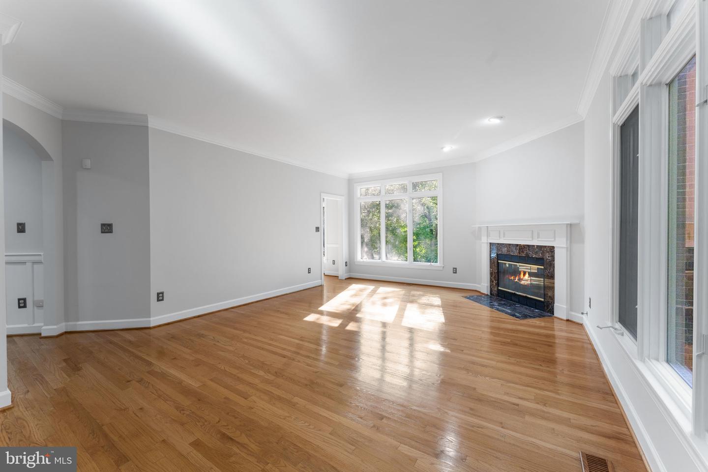 12016 CREEKBEND DR, RESTON, Virginia 20194, 6 Bedrooms Bedrooms, ,4 BathroomsBathrooms,Residential,For sale,12016 CREEKBEND DR,VAFX2253864 MLS # VAFX2253864
