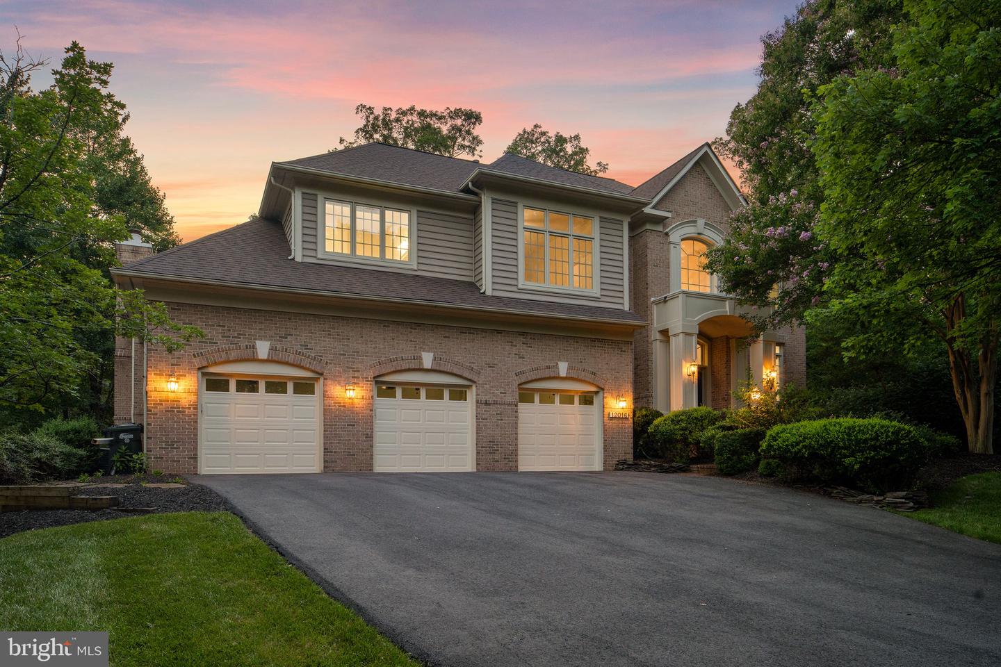 12016 CREEKBEND DR, RESTON, Virginia 20194, 6 Bedrooms Bedrooms, ,4 BathroomsBathrooms,Residential,For sale,12016 CREEKBEND DR,VAFX2253864 MLS # VAFX2253864