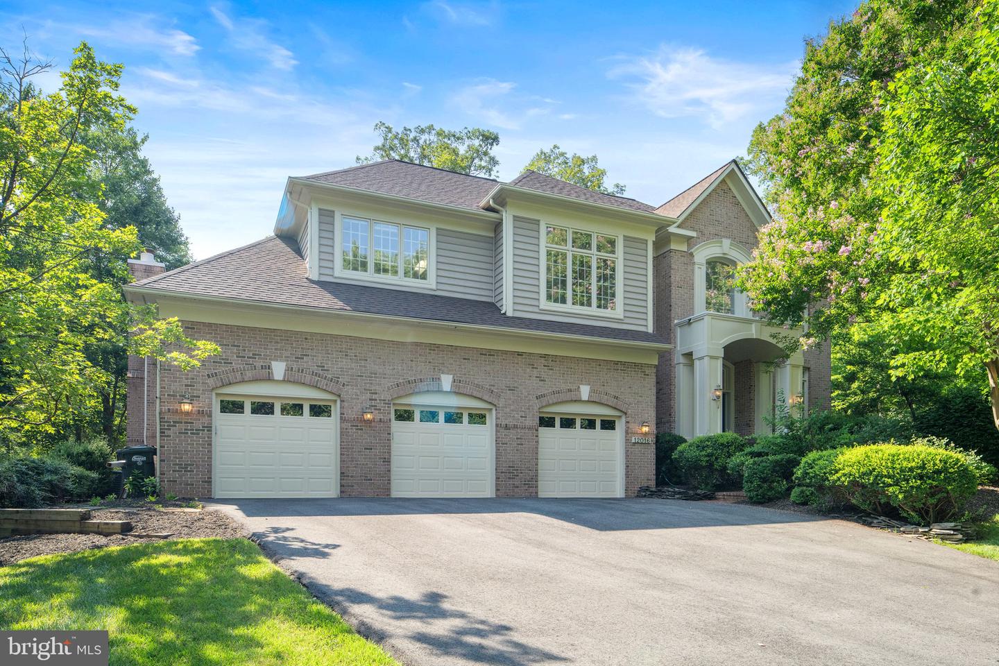 12016 CREEKBEND DR, RESTON, Virginia 20194, 6 Bedrooms Bedrooms, ,4 BathroomsBathrooms,Residential,For sale,12016 CREEKBEND DR,VAFX2253864 MLS # VAFX2253864