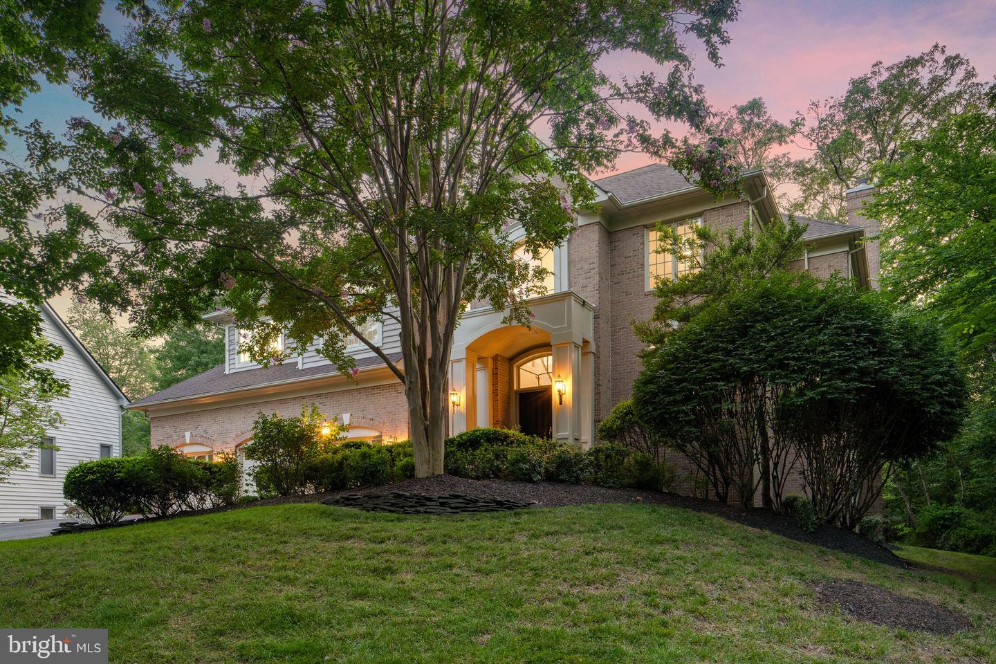 12016 CREEKBEND DR, RESTON, Virginia 20194, 6 Bedrooms Bedrooms, ,4 BathroomsBathrooms,Residential,For sale,12016 CREEKBEND DR,VAFX2253864 MLS # VAFX2253864