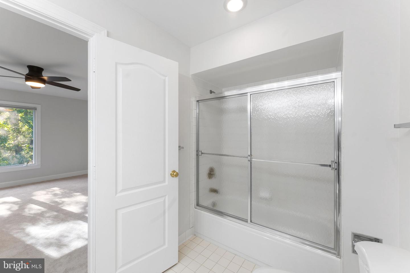 12016 CREEKBEND DR, RESTON, Virginia 20194, 6 Bedrooms Bedrooms, ,4 BathroomsBathrooms,Residential,For sale,12016 CREEKBEND DR,VAFX2253864 MLS # VAFX2253864