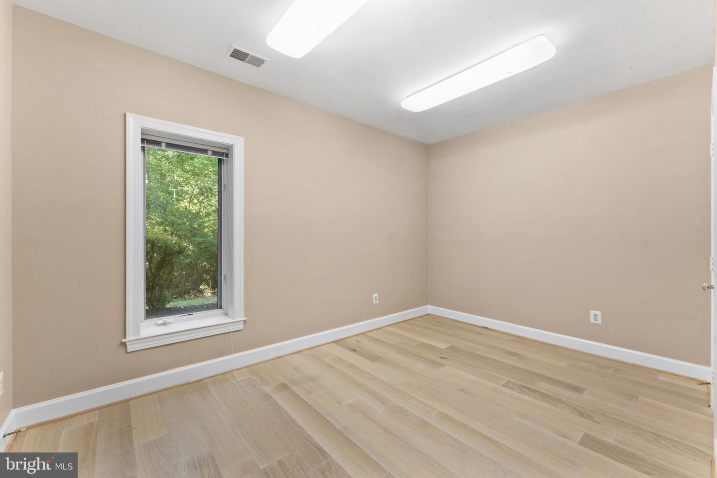 12016 CREEKBEND DR, RESTON, Virginia 20194, 6 Bedrooms Bedrooms, ,4 BathroomsBathrooms,Residential,For sale,12016 CREEKBEND DR,VAFX2253864 MLS # VAFX2253864
