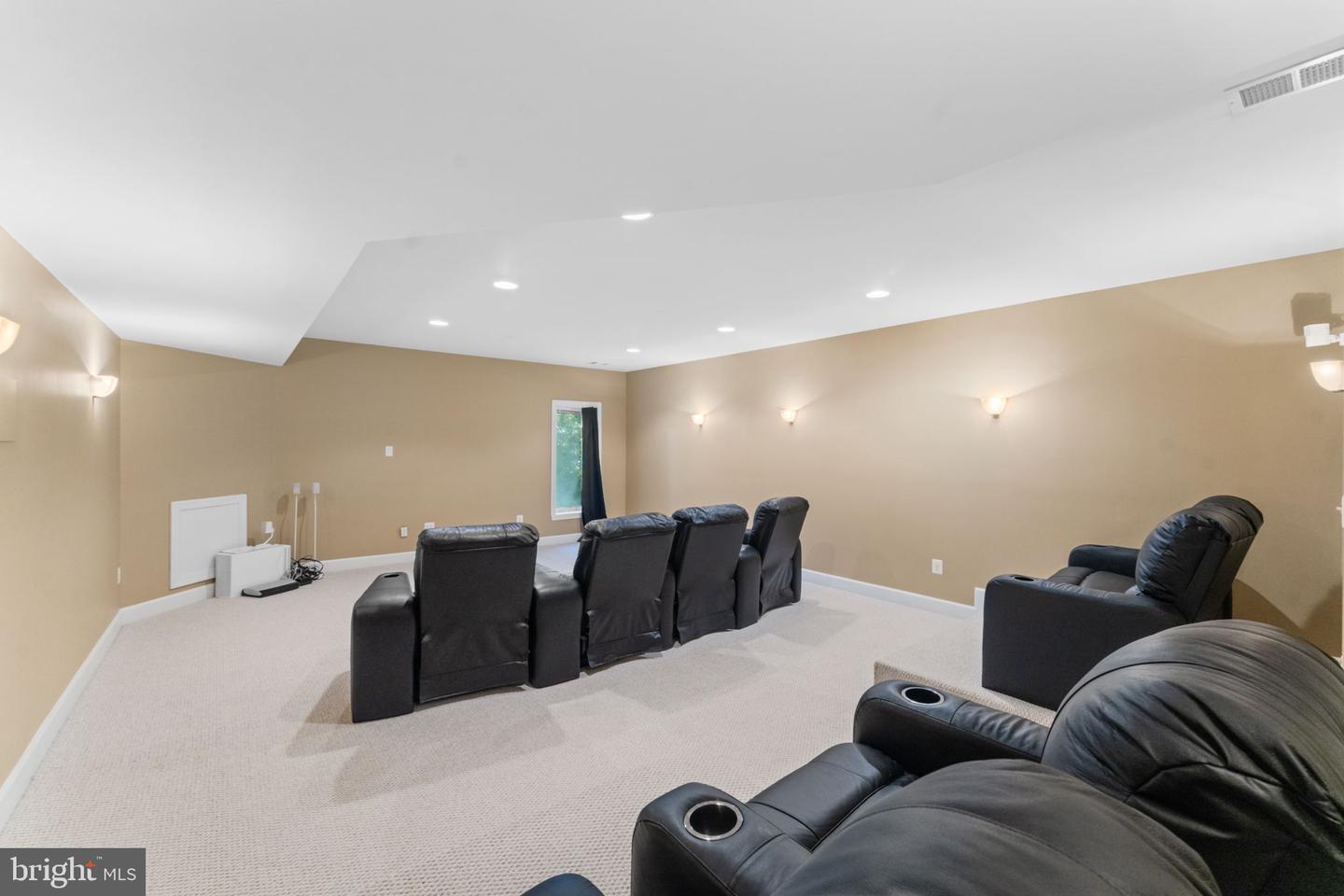 12016 CREEKBEND DR, RESTON, Virginia 20194, 6 Bedrooms Bedrooms, ,4 BathroomsBathrooms,Residential,For sale,12016 CREEKBEND DR,VAFX2253864 MLS # VAFX2253864