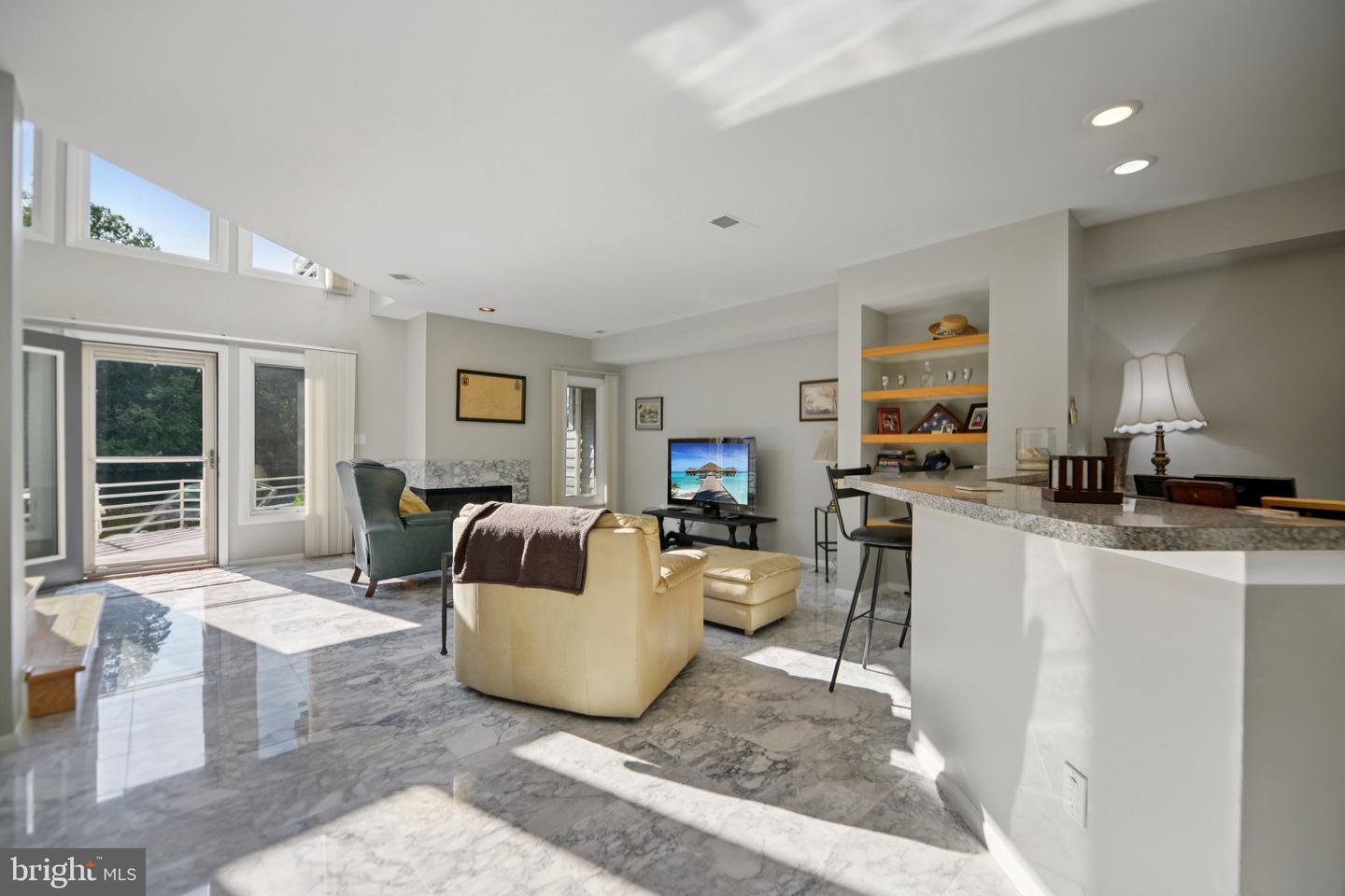 1975 LAKEPORT WAY, RESTON, Virginia 20191, 3 Bedrooms Bedrooms, ,3 BathroomsBathrooms,Residential,For sale,1975 LAKEPORT WAY,VAFX2253994 MLS # VAFX2253994