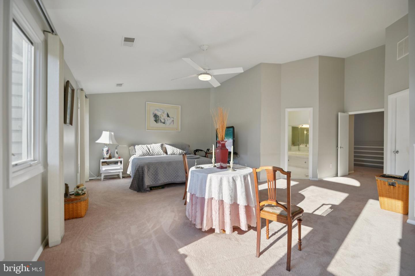 1975 LAKEPORT WAY, RESTON, Virginia 20191, 3 Bedrooms Bedrooms, ,3 BathroomsBathrooms,Residential,For sale,1975 LAKEPORT WAY,VAFX2253994 MLS # VAFX2253994