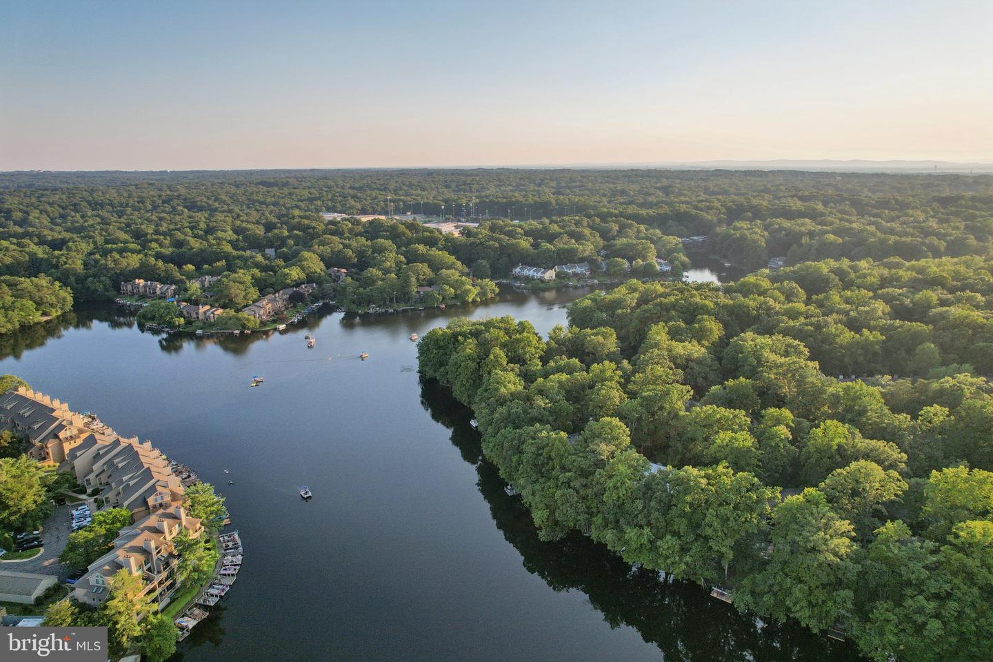 1975 LAKEPORT WAY, RESTON, Virginia 20191, 3 Bedrooms Bedrooms, ,3 BathroomsBathrooms,Residential,For sale,1975 LAKEPORT WAY,VAFX2253994 MLS # VAFX2253994