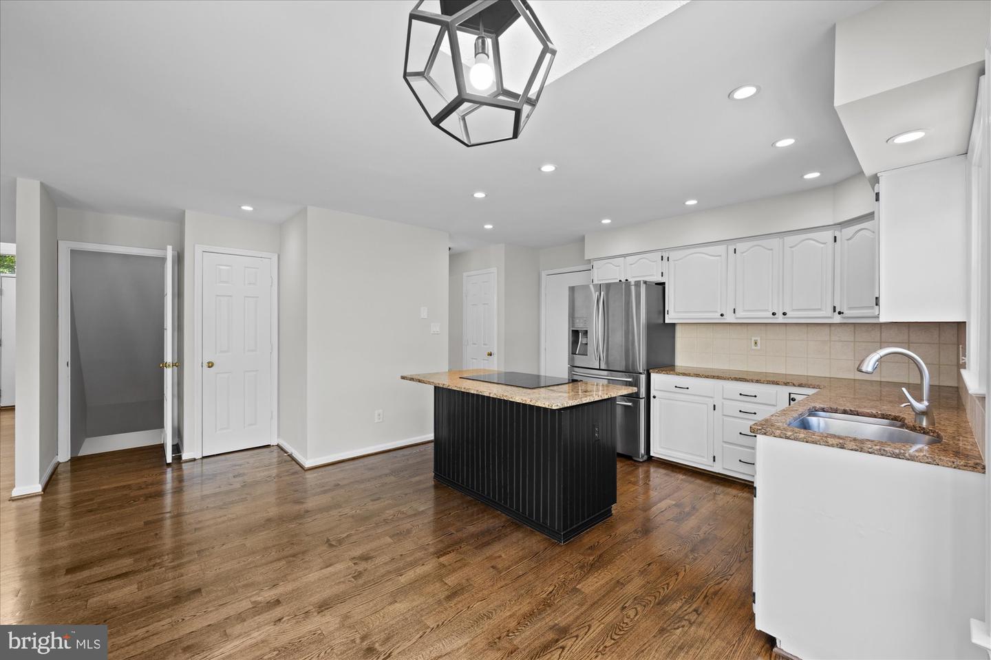 43586 OSAGE CT, ASHBURN, Virginia 20147, 4 Bedrooms Bedrooms, ,3 BathroomsBathrooms,Residential,For sale,43586 OSAGE CT,VALO2101468 MLS # VALO2101468
