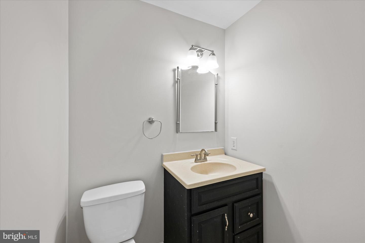 43586 OSAGE CT, ASHBURN, Virginia 20147, 4 Bedrooms Bedrooms, ,3 BathroomsBathrooms,Residential,For sale,43586 OSAGE CT,VALO2101468 MLS # VALO2101468
