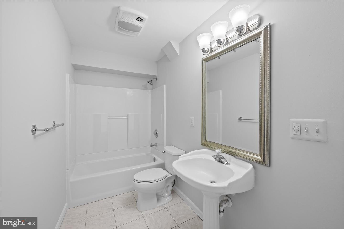 43586 OSAGE CT, ASHBURN, Virginia 20147, 4 Bedrooms Bedrooms, ,3 BathroomsBathrooms,Residential,For sale,43586 OSAGE CT,VALO2101468 MLS # VALO2101468