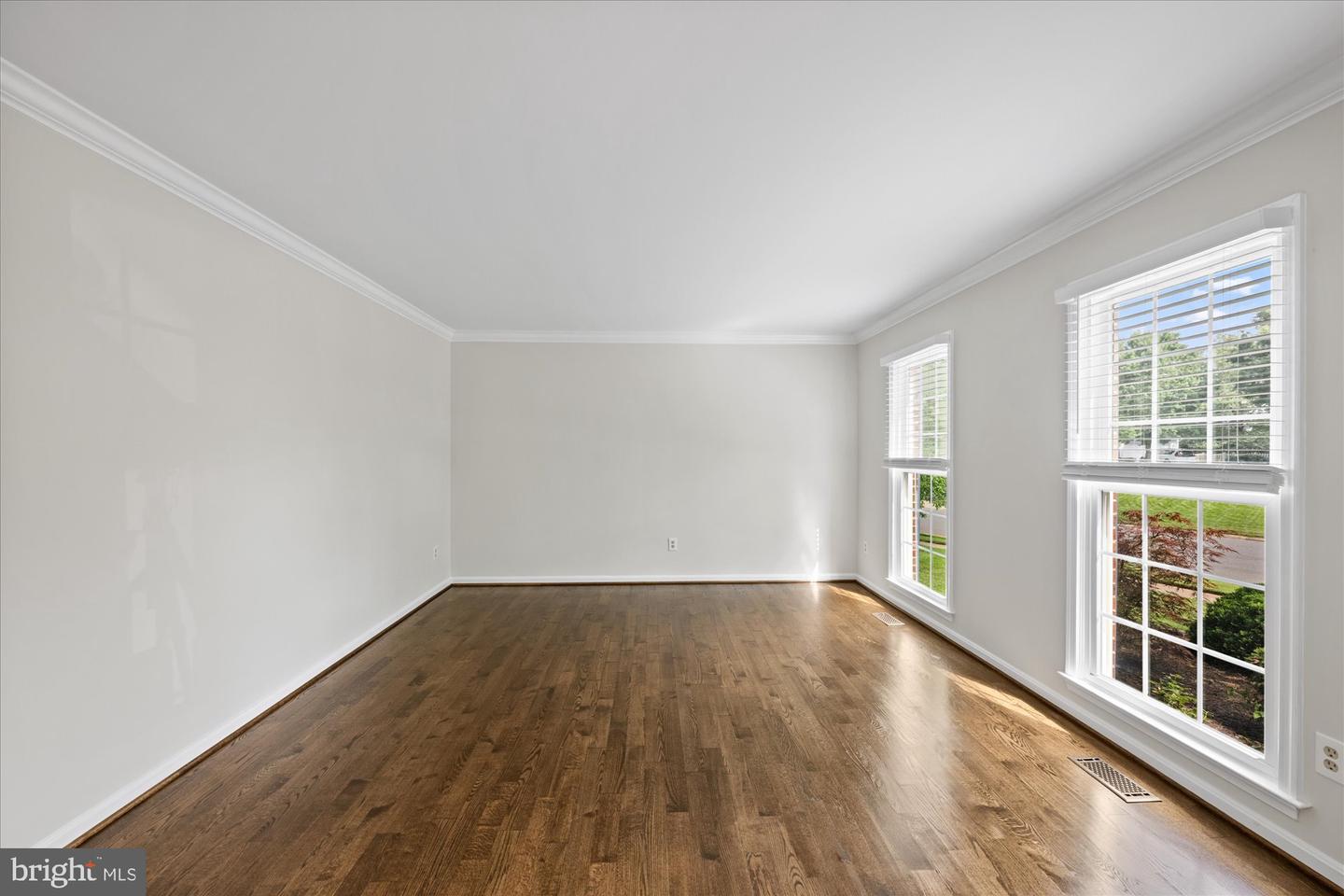 43586 OSAGE CT, ASHBURN, Virginia 20147, 4 Bedrooms Bedrooms, ,3 BathroomsBathrooms,Residential,For sale,43586 OSAGE CT,VALO2101468 MLS # VALO2101468