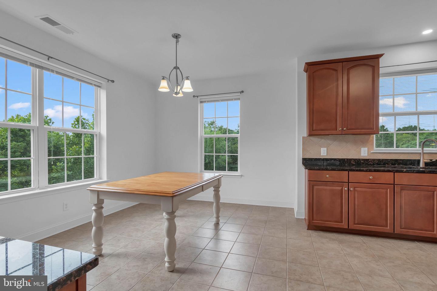 10273 FOUNTAIN CIR #306, MANASSAS, Virginia 20110, 2 Bedrooms Bedrooms, ,2 BathroomsBathrooms,Residential,For sale,10273 FOUNTAIN CIR #306,VAMN2008646 MLS # VAMN2008646