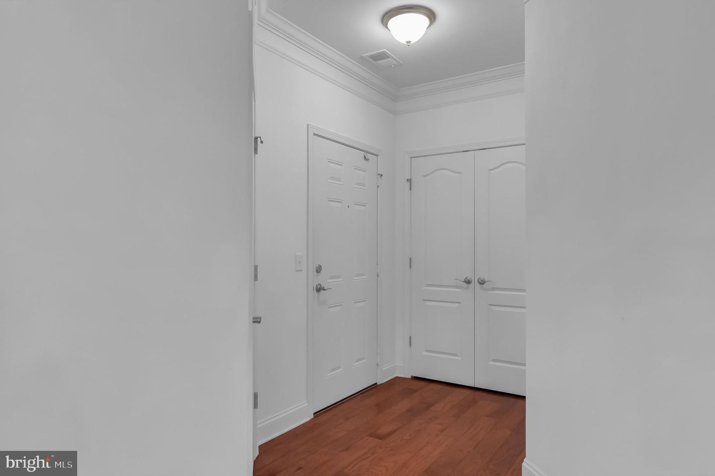 10273 FOUNTAIN CIR #306, MANASSAS, Virginia 20110, 2 Bedrooms Bedrooms, ,2 BathroomsBathrooms,Residential,For sale,10273 FOUNTAIN CIR #306,VAMN2008646 MLS # VAMN2008646