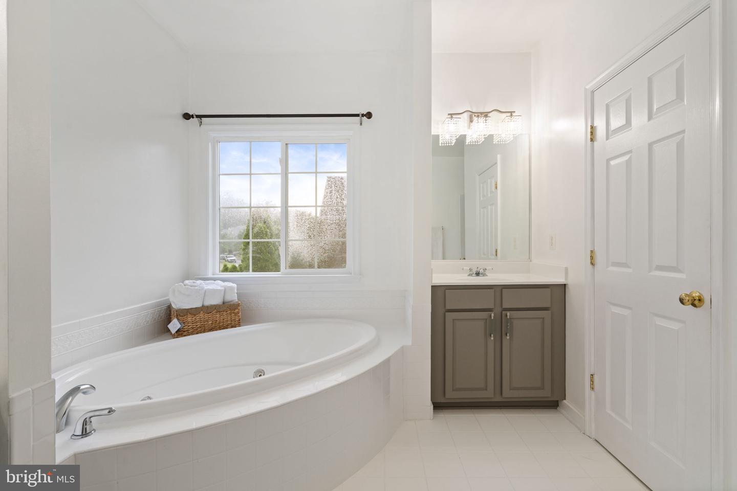12028 PAPER BIRCH LN, GAINESVILLE, Virginia 20155, 6 Bedrooms Bedrooms, ,4 BathroomsBathrooms,Residential,For sale,12028 PAPER BIRCH LN,VAPW2098738 MLS # VAPW2098738