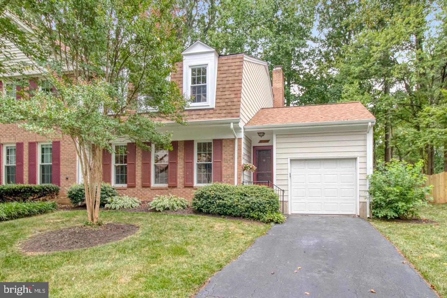 5907 WOOD SORRELS CT, BURKE, Virginia 22015, 3 Bedrooms Bedrooms, ,3 BathroomsBathrooms,Residential,For sale,5907 WOOD SORRELS CT,VAFX2254226 MLS # VAFX2254226