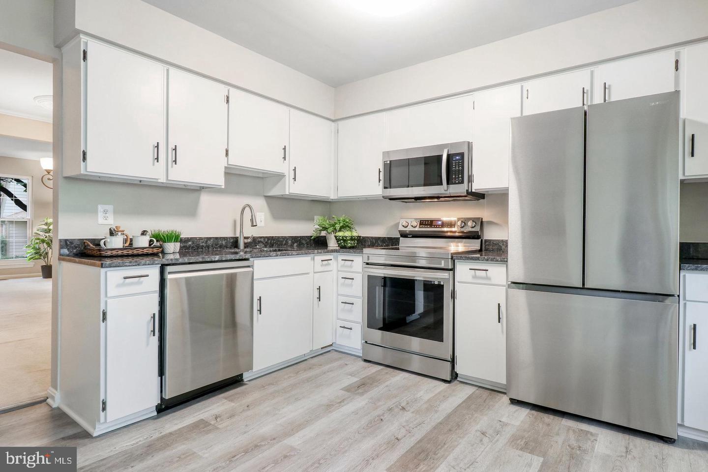 5907 WOOD SORRELS CT, BURKE, Virginia 22015, 3 Bedrooms Bedrooms, ,3 BathroomsBathrooms,Residential,For sale,5907 WOOD SORRELS CT,VAFX2254226 MLS # VAFX2254226