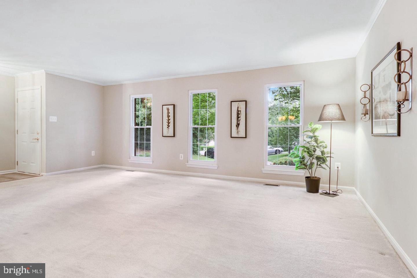 5907 WOOD SORRELS CT, BURKE, Virginia 22015, 3 Bedrooms Bedrooms, ,3 BathroomsBathrooms,Residential,For sale,5907 WOOD SORRELS CT,VAFX2254226 MLS # VAFX2254226